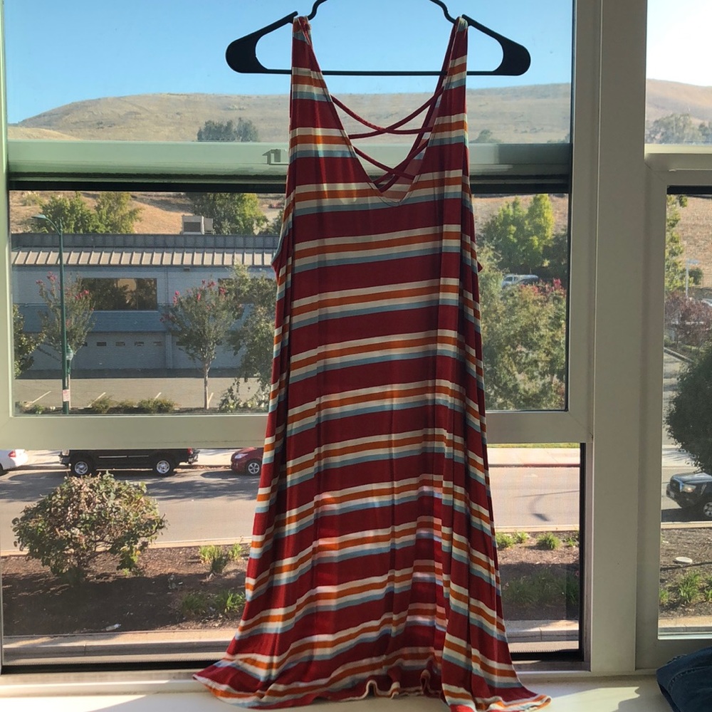 MID FLOWY DRESS